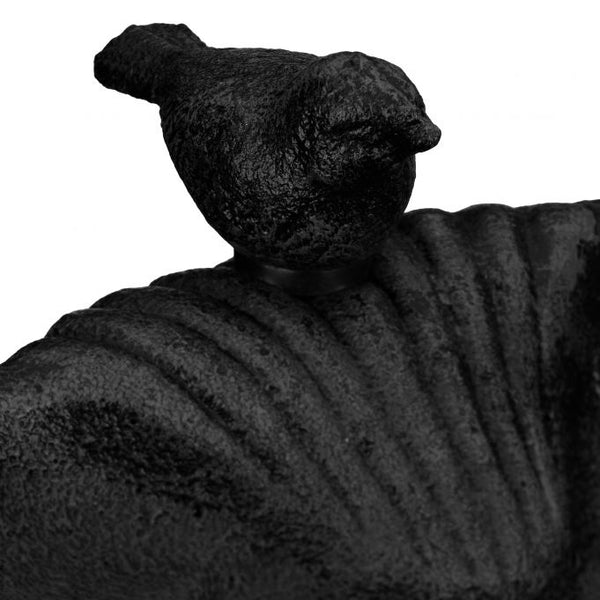 Vogeltränke auf gusseiserner Basis