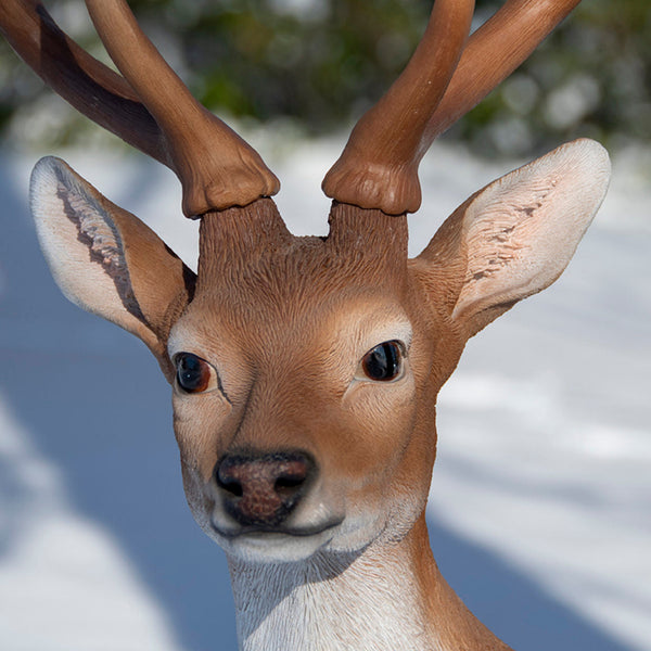 Stehender Sikahirsch L