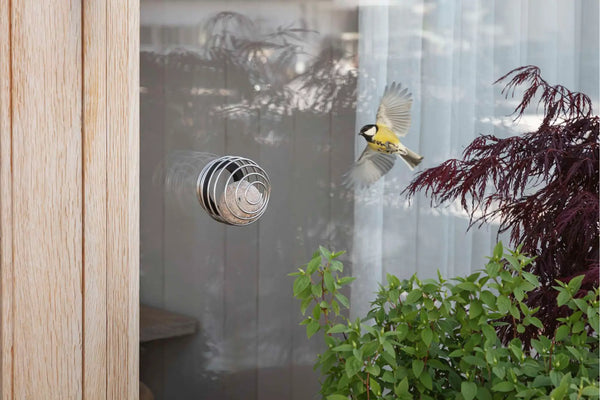 Eva Solo Hanging Suet Bird Feeder – zwart, 3 vetbollen