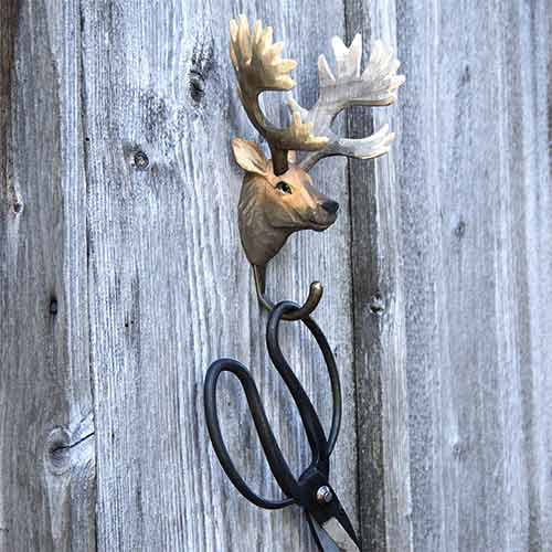 Kledinghaak Edelhert – Decoratieve Houten Wandhaak | Wildlife Garden