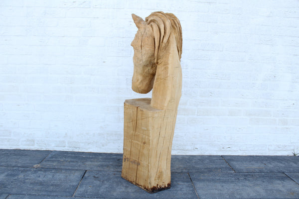 Holzskulptur Pferd