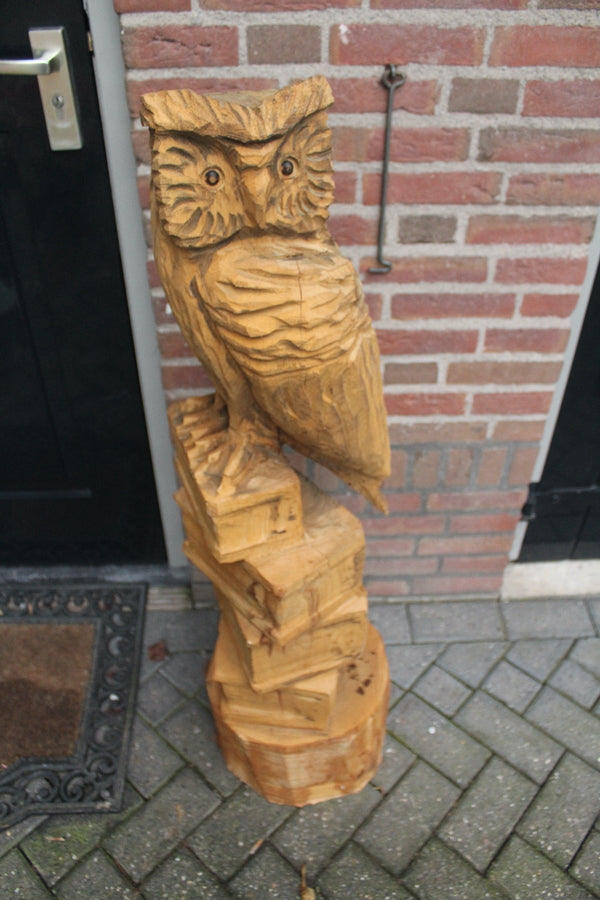 Holzskulptur Eule auf Bücherstapel 120 cm