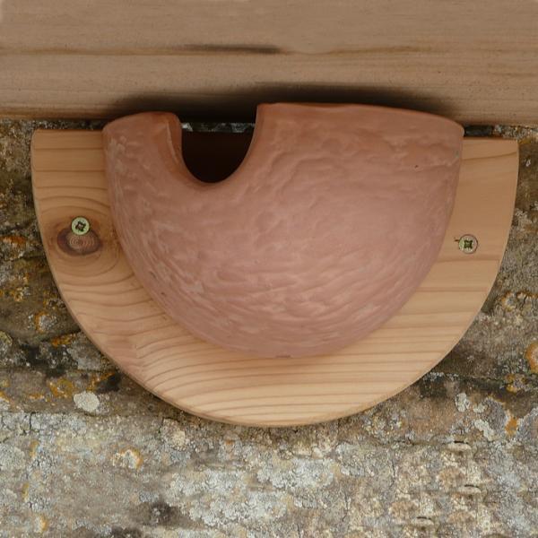 Mehlschwalbennest aus Keramik