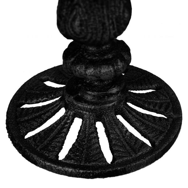 Vogeltränke auf gusseiserner Basis 