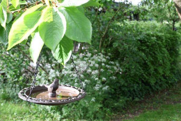 Esschert Design - Hängende Vogeltränke